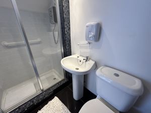 Photo 16- click for photo gallery